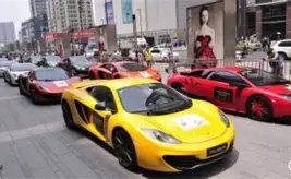 杨紫琼与男,友甜蜜晒照,携手走过,MK体育平台,MK体育官方网站,MK体育登录入口,MK体育app下载